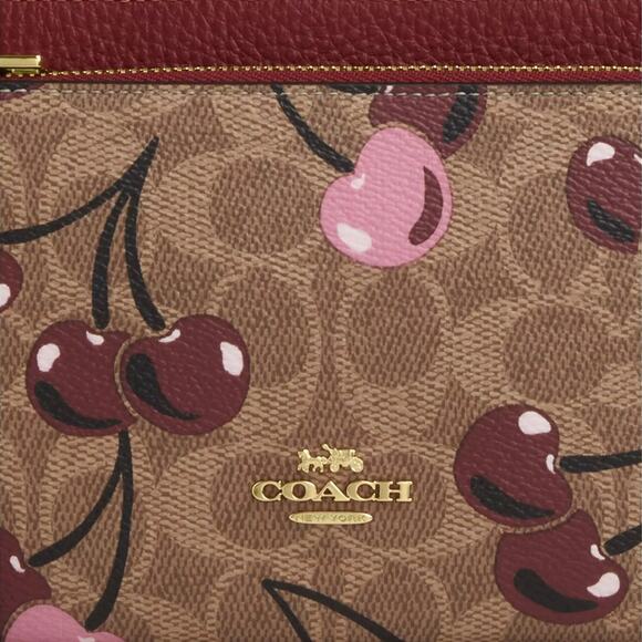 ❤️ Coach Double Zip Wallet In Signature Canvas With Cherry Print - Picture 3 of 9